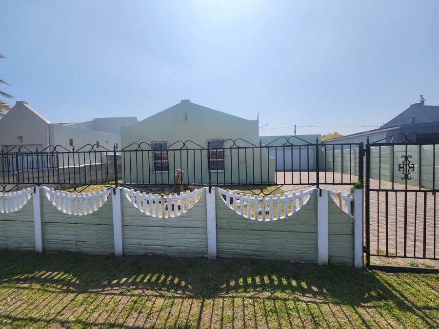 3 Bedroom Property for Sale in Clairewood Western Cape